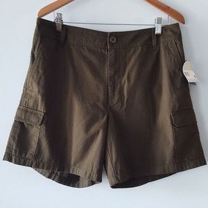 NWT Liz Claiborne Audra Brown Spring Woven High Rise Shorts w Snap Close Pocket